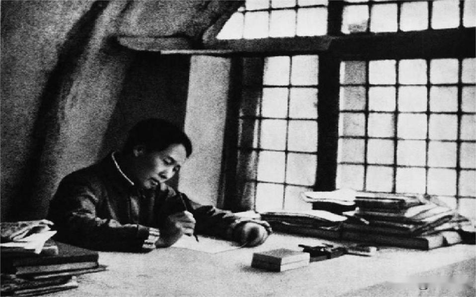 试论毛泽东是处理党内路线斗争的典范——纪念《关于若干历史问题