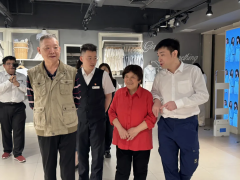 百年工运谱华章 劳模薪火耀一店