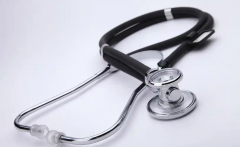 从“田孝坤的尿袋”看医德与私德