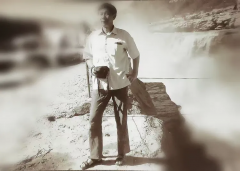 ���������Ρ�1976���±��ഺӡ��